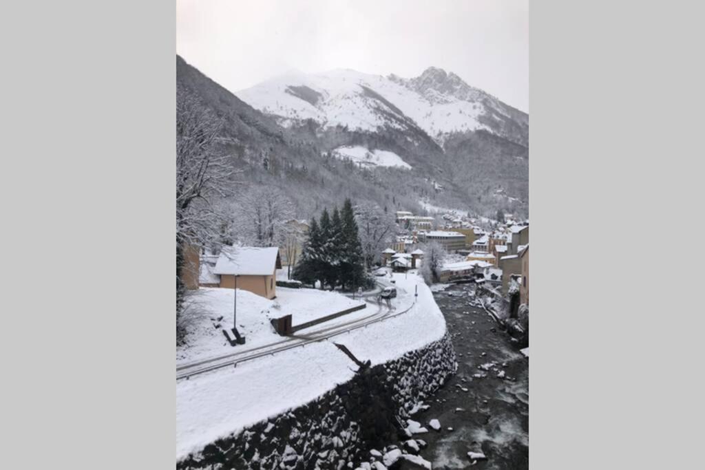 Appartement T2 Classe Tout Confort, Cauterets Centre, Equipe Pour Bebe, Et Wifi Gratuite ภายนอก รูปภาพ